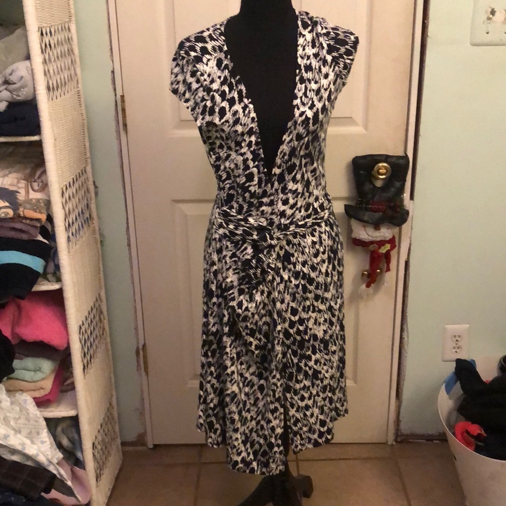 Ann Taylor black and white wrap dress